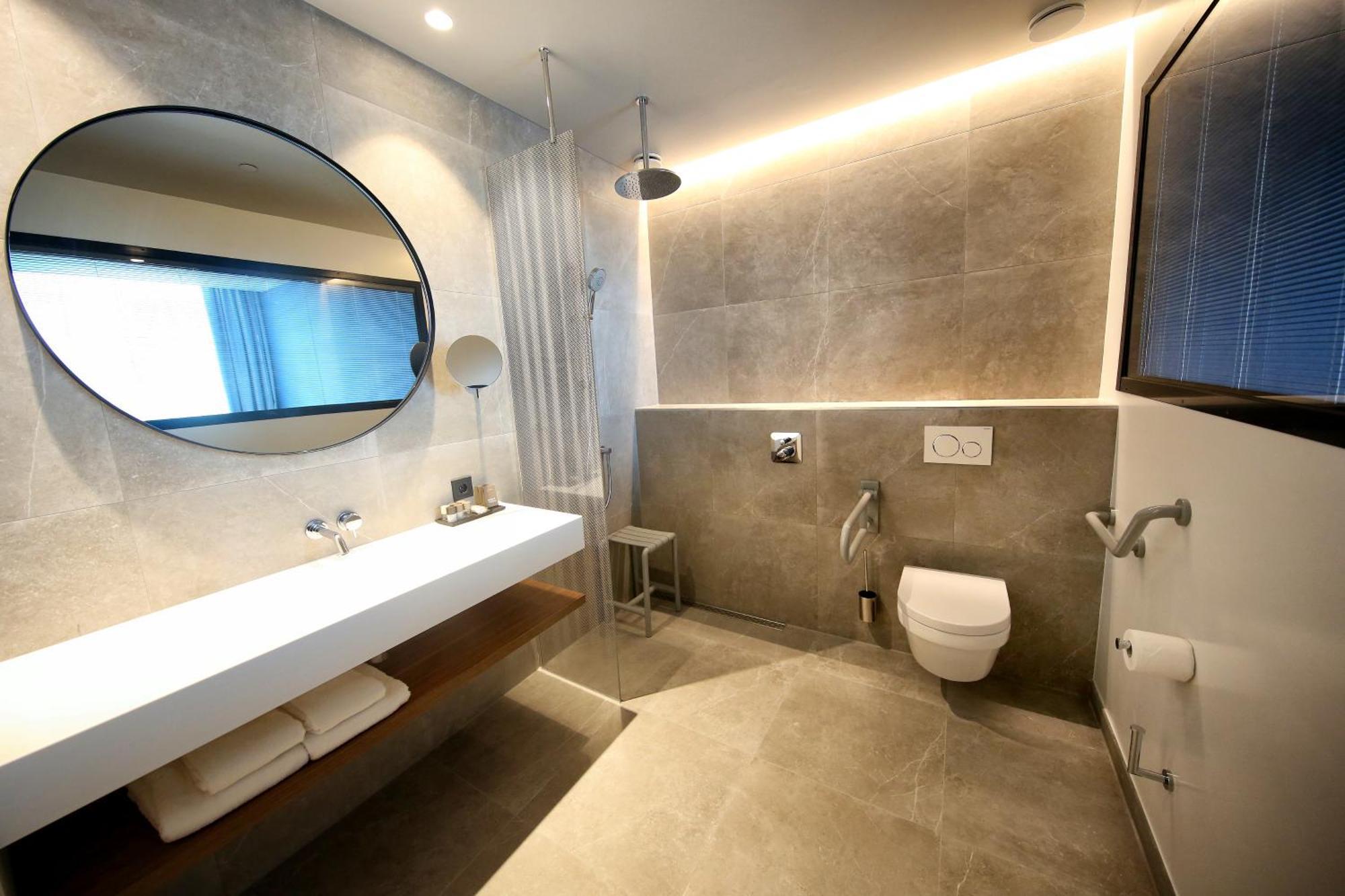 Van Der Valk Hotel Amsterdam Zuidas -Rai 外观 照片